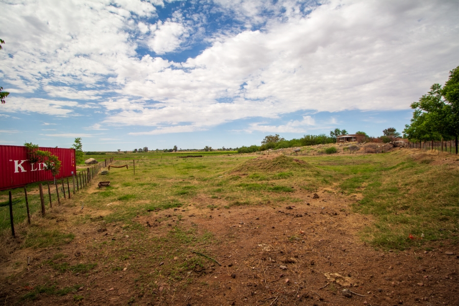 5 Bedroom Property for Sale in Louisvale Northern Cape